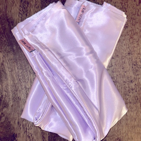 Lavender Haze Silk/Satin Pillow Cover (set of 2) - Picture 3 of 4